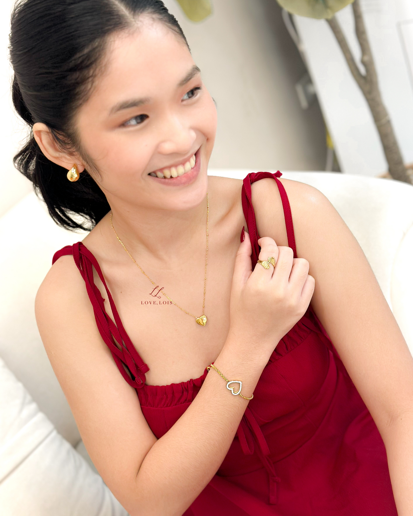 Elara Necklace